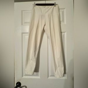 Slim-Sation PETITE WIDE BAND PULL ON
RELAXED LEG PANT -